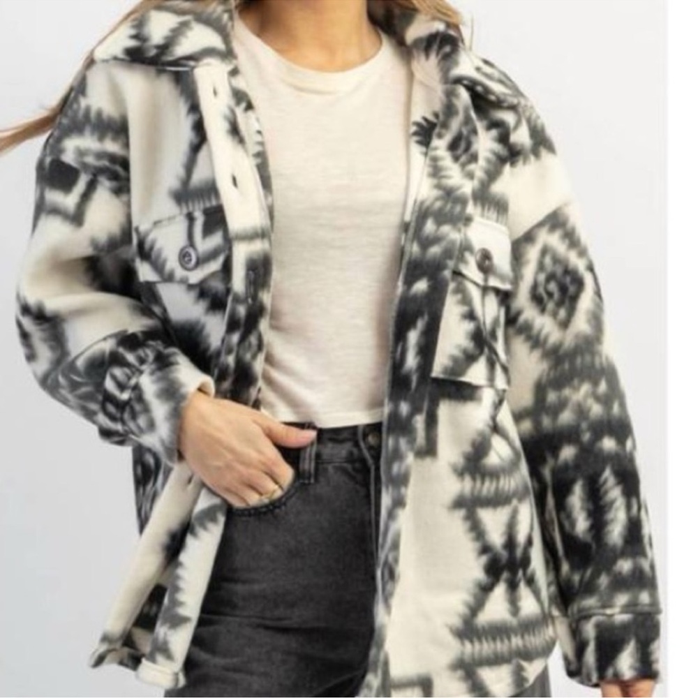 Aztec Brushed Shacket, Lux Soft, NWT, Oversized
$98 $169